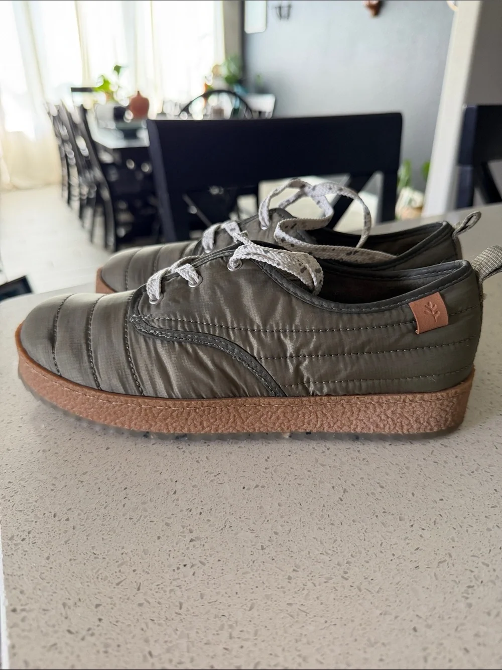Cool Planet by Steve Madden Puffer Sneaker Olive Green 7